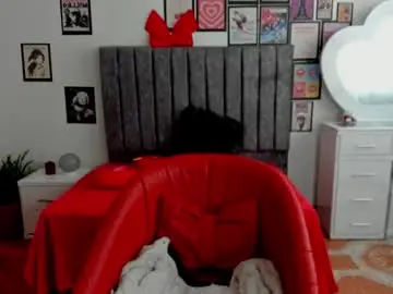 Chaturbate Free Live Porn of nahomy04