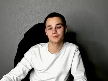 Chaturbate Adult Video Chat of robert10211