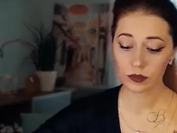 Chaturbate Watch Live Sex Cams of missbeverlymills