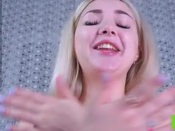 Chaturbate Live Sex Cam of sinfulfairy