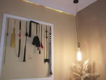 Chaturbate Free Porn Cam of canela_hotxx