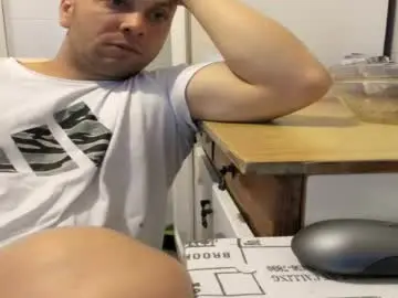 Chaturbate Free Porn Cam of doriancretu95