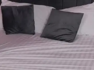 Chaturbate Sex Chat of emmelyn_