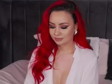 Chaturbate Live Sex Cam of emmelyn_