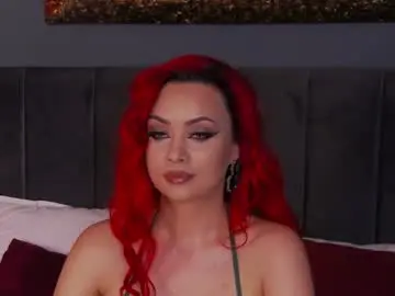 Chaturbate Sex Cam of emmelyn_