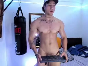 Chaturbate Live Sex Cam of karybig3