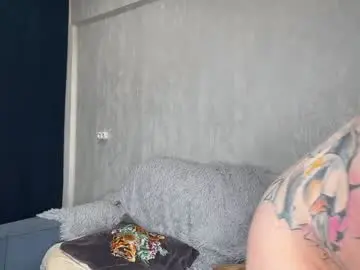 Chaturbate Nude Webcam of lili_01