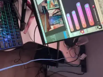 Chaturbate Watch Live Sex Cams of lili_01