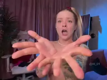 Chaturbate Sex Cam of lili_01