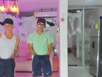Chaturbate Free Porn Cam of boysdeluxemilitary