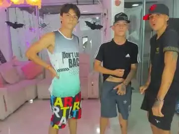Chaturbate Free Live Porn of boysdeluxemilitary