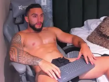 Chaturbate Adult Webcam of brad1_