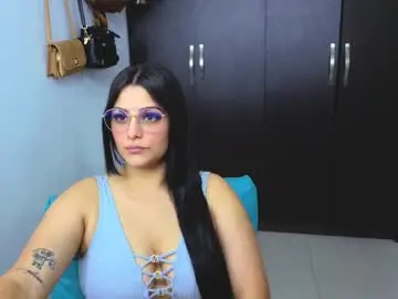 Chaturbate Nude Webcam of cristal_hot07