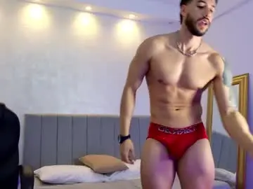 Chaturbate Live Porn of evans_opry1