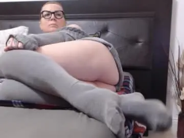 Chaturbate Best live sex cam show of milfbiglips38