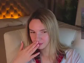 Chaturbate Adult Video Chat of crystal_hanna