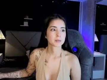 Chaturbate Adult Webcams of giapearl2