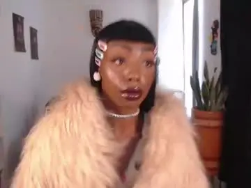 Chaturbate Sex Cam of missemilie1