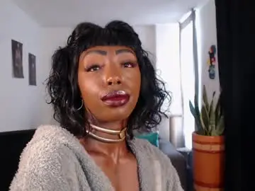 Chaturbate Sex Cam of missemilie1