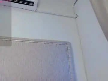 Chaturbate Nude Webcam of vic_cooper