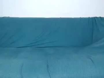 Chaturbate Live Sex Cam of yanjens