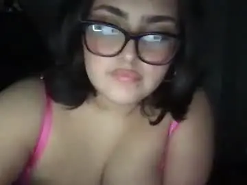 Chaturbate Live Sex Cam of bbyliliana0