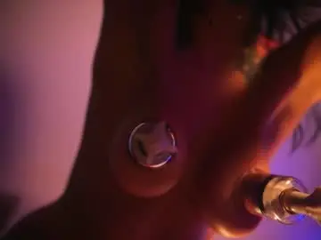 Chaturbate Nude Webcam of grayce_blossoms24