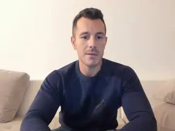 Chaturbate Live Sex of roberto4ever