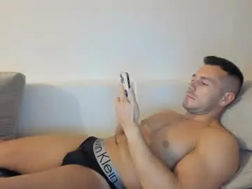 Chaturbate Adult Webcam of roberto4ever