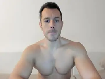 Chaturbate Free Live Porn of roberto4ever