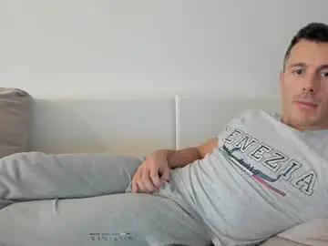 Chaturbate Private Sex Chat of roberto4ever