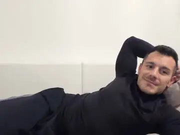 Chaturbate Best Webcam of roberto4ever