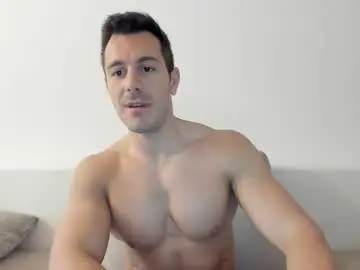 Chaturbate Nude Webcam of roberto4ever