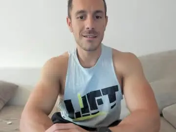 Chaturbate Adult Video Chat of roberto4ever