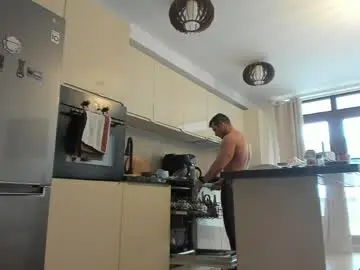 Chaturbate Sex Cam of roberto4ever