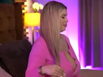 Chaturbate Nude Webcam of sophieboobsx