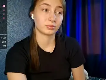 Chaturbate Adult Video Chat of bebravee