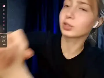 Chaturbate Watch Live Sex Cams of bebravee