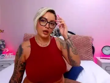 Chaturbate Watch Live Sex Cams of foxxyclarise