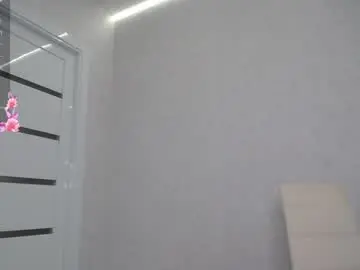 Chaturbate Live Sex Cam of arinamir