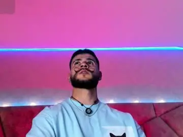 Chaturbate Sex Cam of dickgriffith