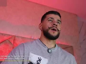 Chaturbate Sex Cam of dickgriffith