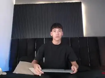 Chaturbate Adult Video Chat of dominic_ghost