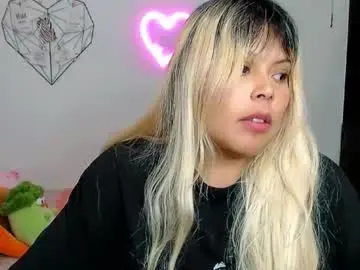 Chaturbate Live Porn of elymoon