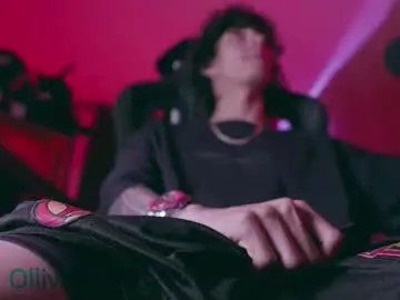 Chaturbate Live Sex of olliver___y