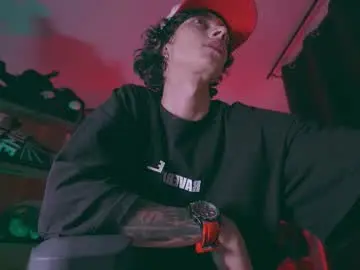 Chaturbate Free Live Porn of olliver___y