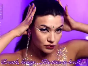 Chaturbate Live Sex Cam of dakota_blare