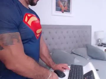 Chaturbate Best live sex cam show of derek_group