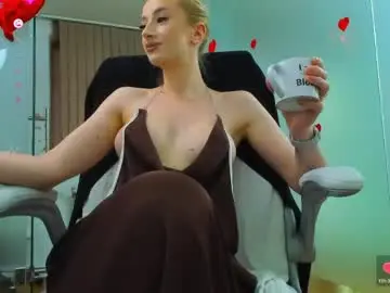 Chaturbate Free Live Porn of aileen_williams