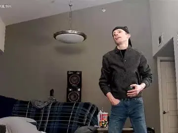 Chaturbate Live Sex Cam of dilldough405